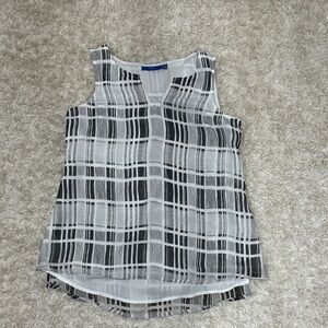 Apt. 9 Monochrome Sleeveless Loose Fit Grid Blouse